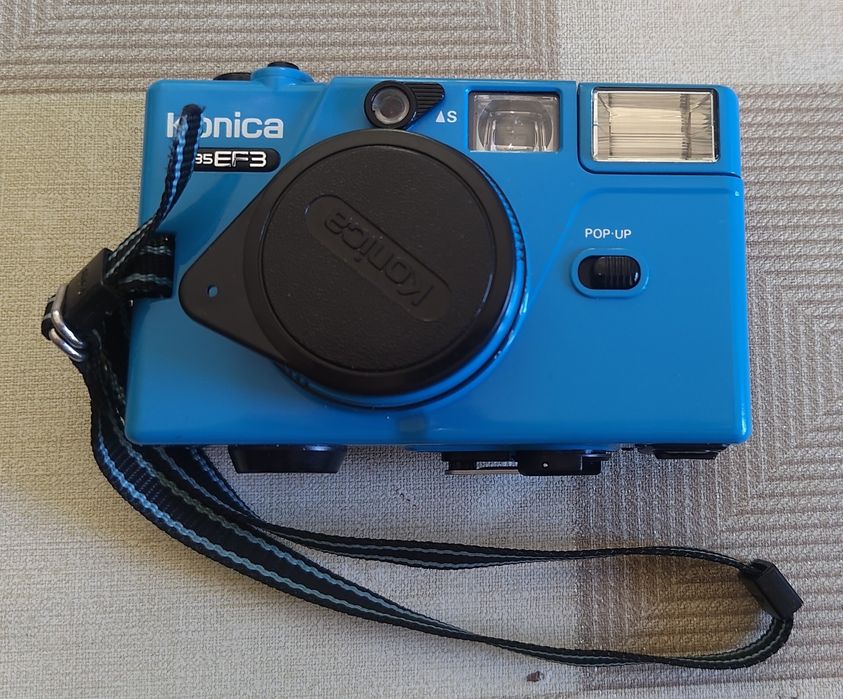Aparat analogowy Konica C35 EF3