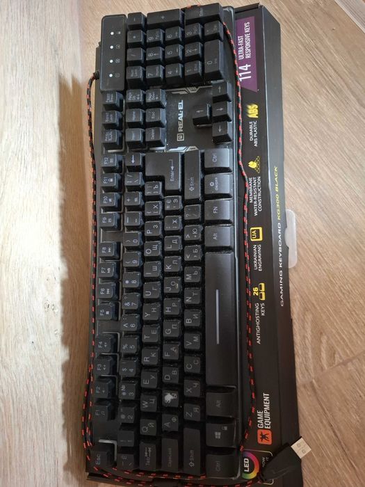Системний блок Asus, монітор Samsung геймерська клавіатура