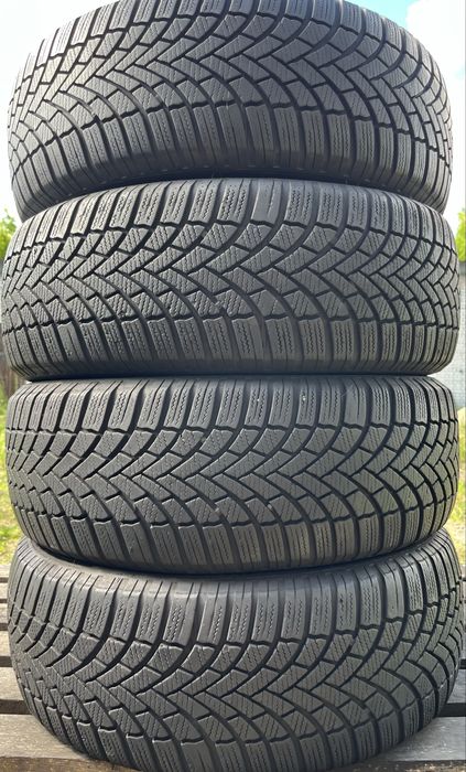 Зимові шини комплект 205/55 r16 Bridgestone