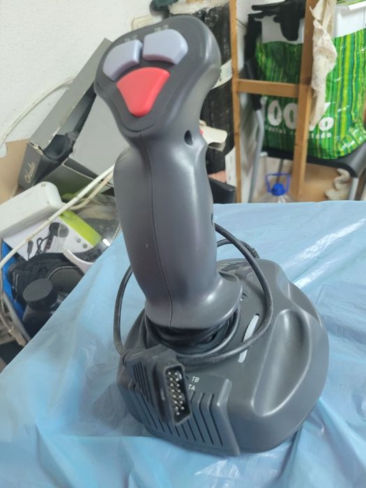 Old joystick, rarely used64739036064385124