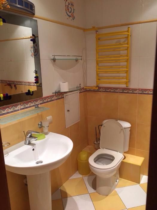 Хостел Койко-место Общежитие возле метро Харьковская и метро Позняки