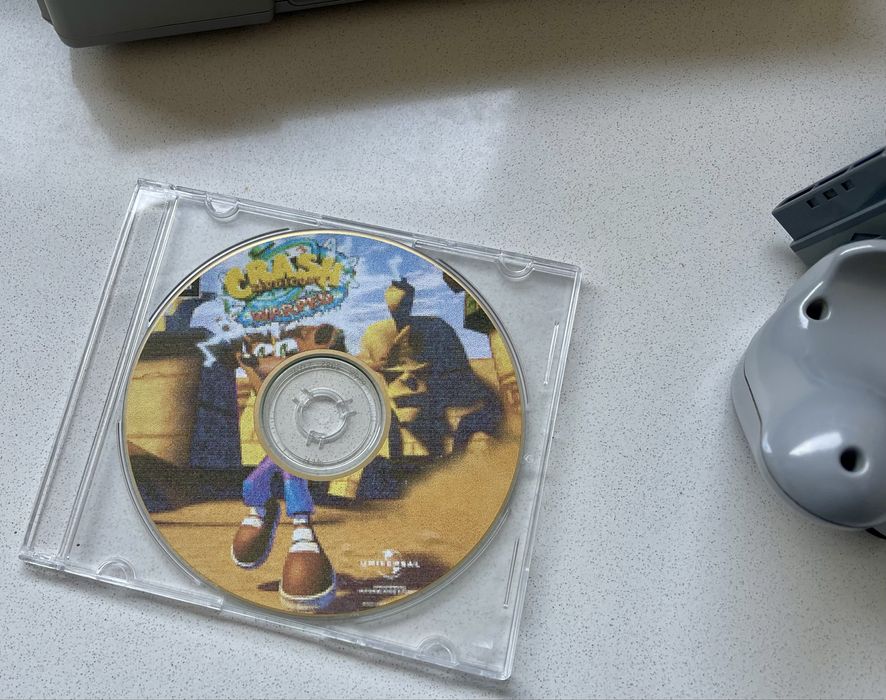 Reservado 26/05 Consola Sony PlayStation 1 PS1 Desbloqueada + Comando + Cabos + Jogo Gravado