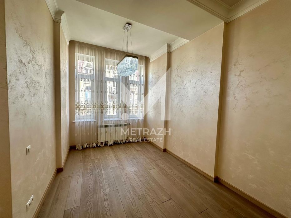 ЦІНУ ЗНИЖЕНО! Продаж 3к квартири у ЖК Воздвиженка 104 м2