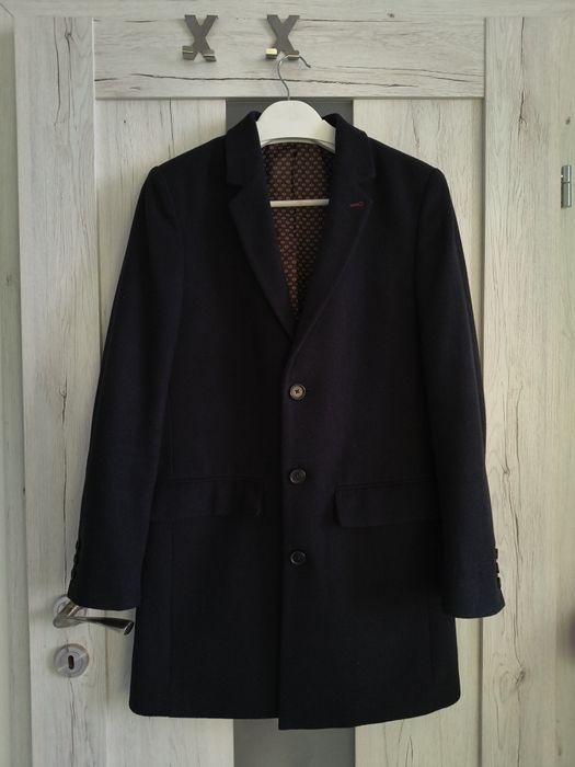 Elegancki płaszcz męski