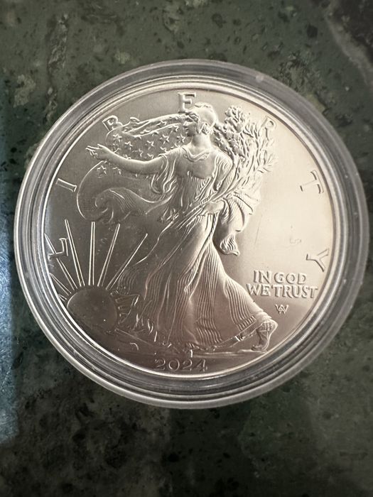 Колекційна срібна монета Американський орел 1 унція срібла 999 проби