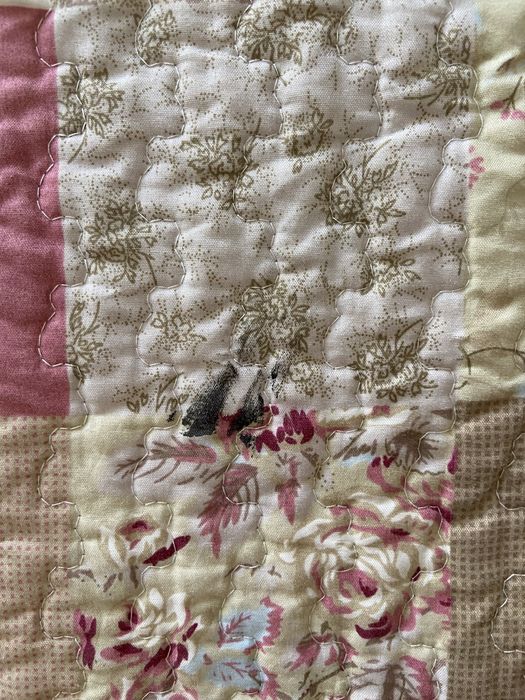 Vendo colcha e casal