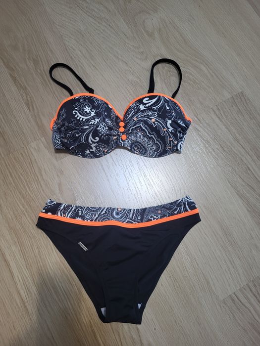 Strój kostium kąpielowy Novella 70E