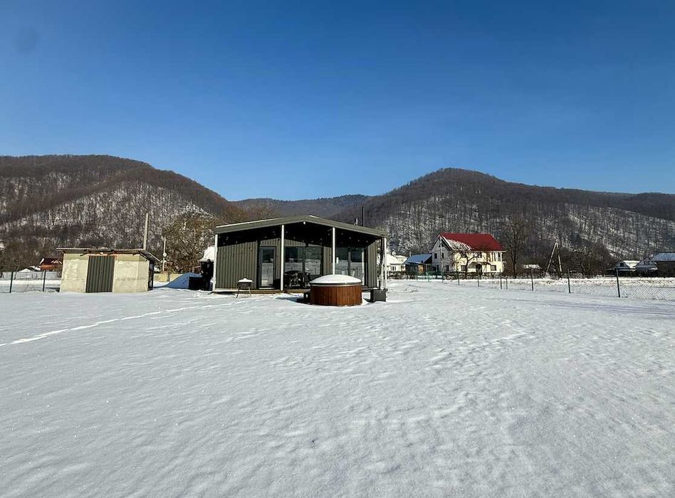 Будинок з видом на гори в с. Шешори, 2 спальні, ділянка 11.5 соток
