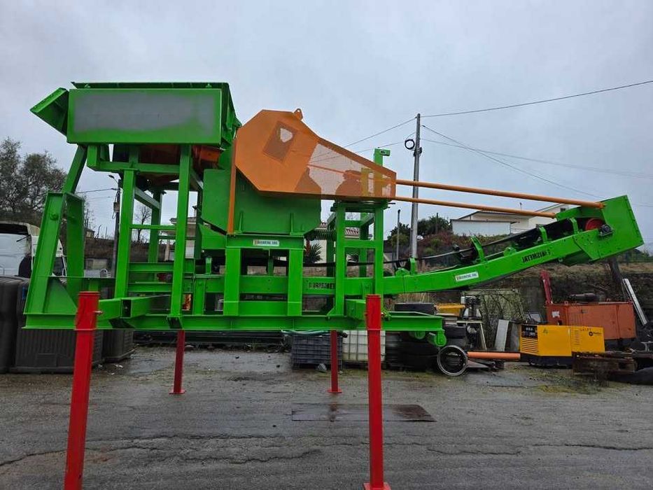 Britadeira móvel 70x40 ampliroll - NOVA