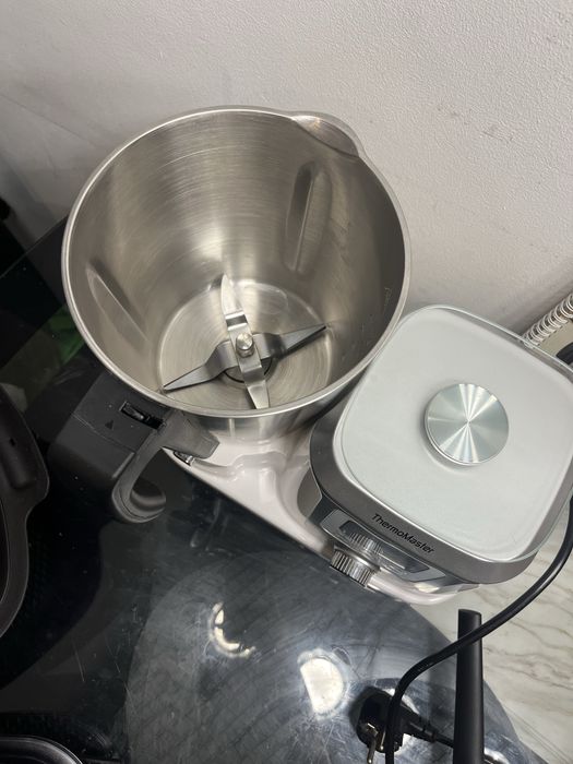 ThermoMaster multifunction food processor