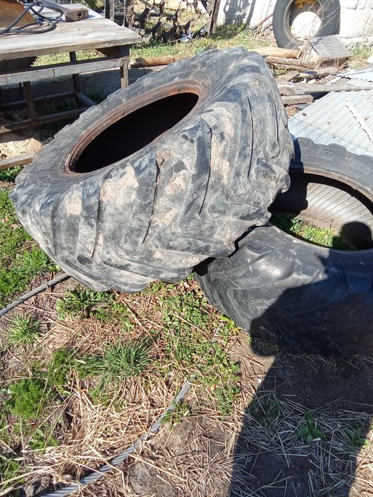 Opona Manitou 460/70/24