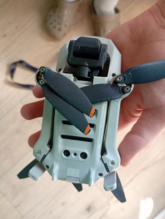 Dron dji mini 4k