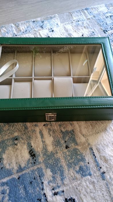 Pudełko/ szkatułka na 12 zegarków