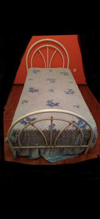 Cama de solteiro