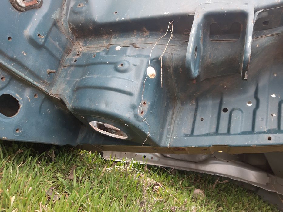 Двери правые крыша четверть Акцент 1993 до 1999