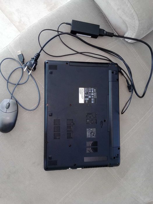 Computador ACER branco