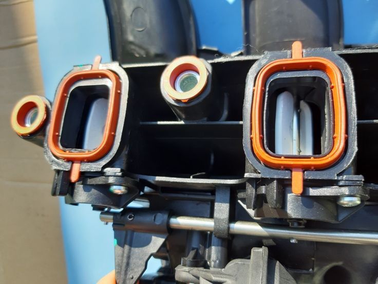 Colector coletor admissão Bmw 6 cilindros  E60 E61 X3 E83 X5 E53 E90 E91