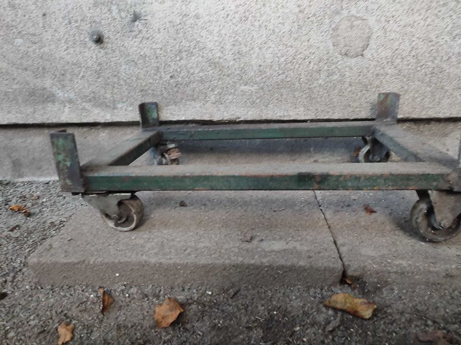 wózek transportowy na kółkach 65x41x14