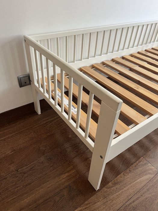 Cama criança 165x75cm, estrado, colchão, lencóis