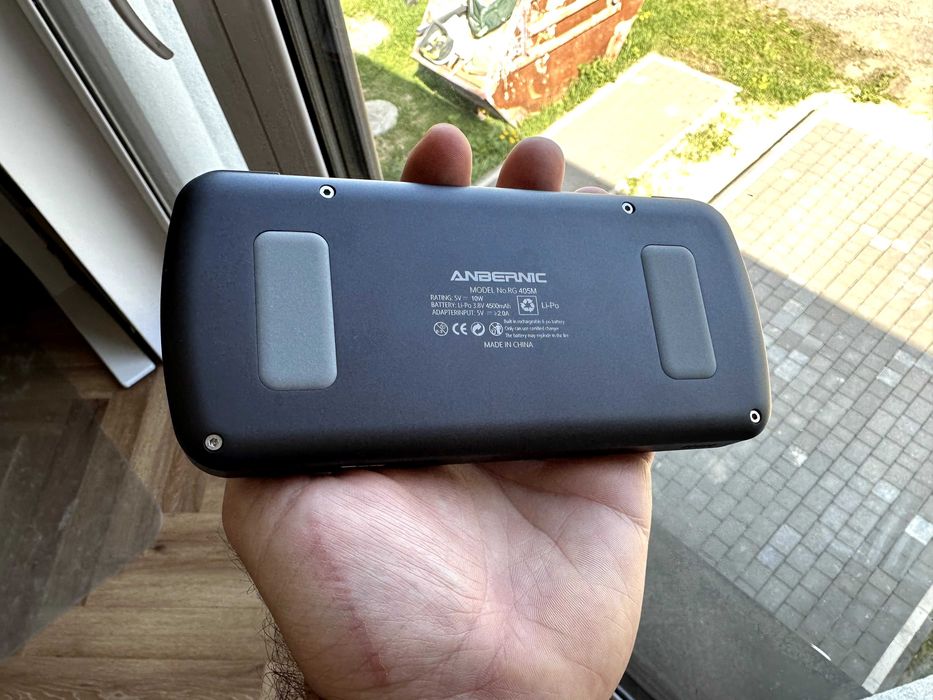 Konsola Anbernic RG405M