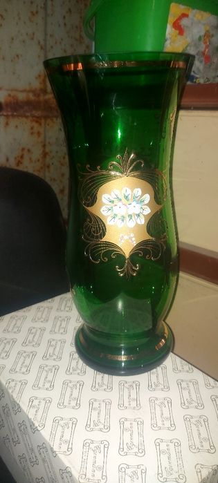 Продам вазу богемское стекло