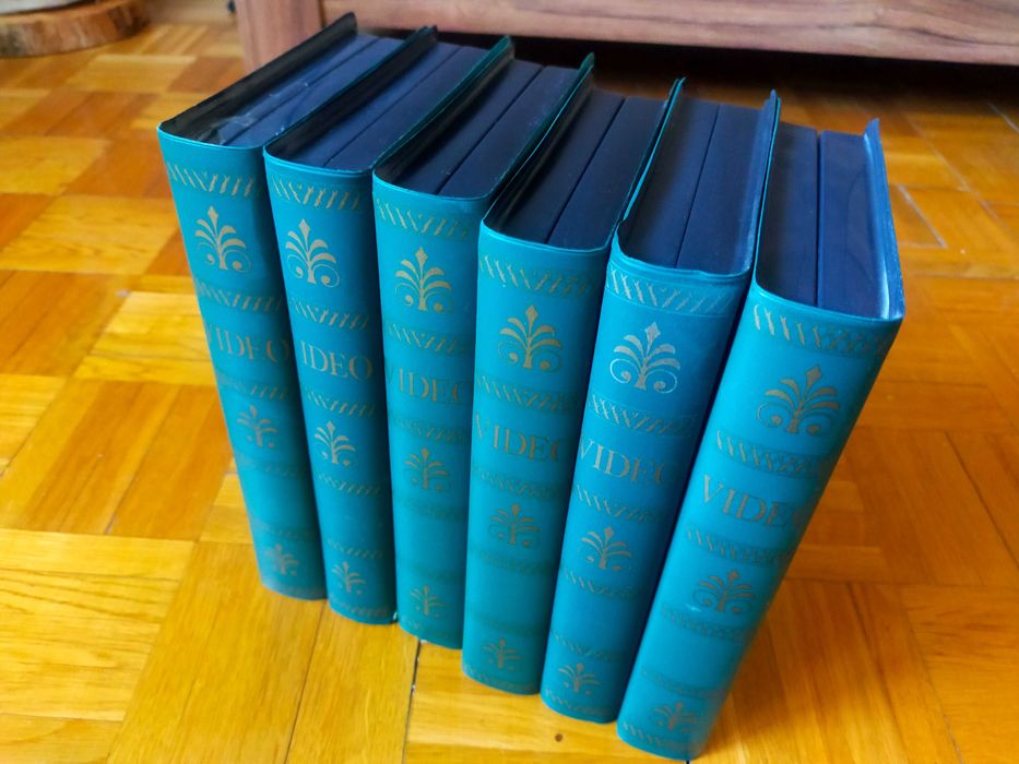 Etui na kasety VHS - komplet 5 szt.