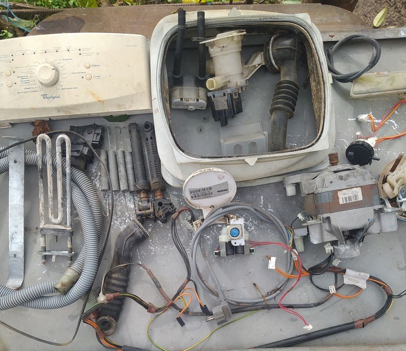 Запчастини до пральної машини Whirlpool