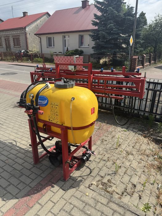 Opryskiwacz polowy 300l