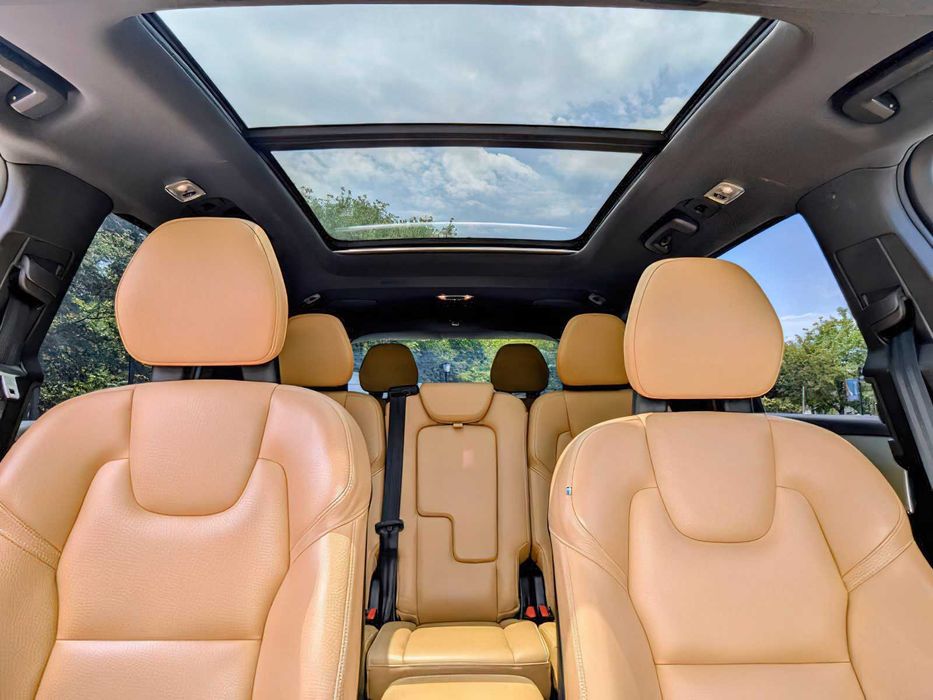 Volvo XC90 T6 Momentum      2017