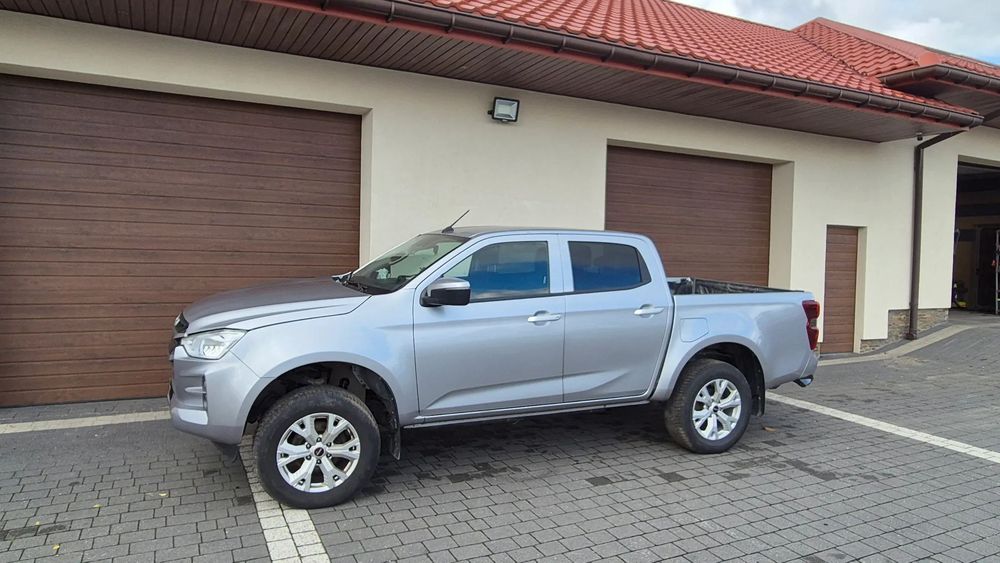 Isuzu D-Max Salon PL 1 własciciel. Po kolizji drogowej