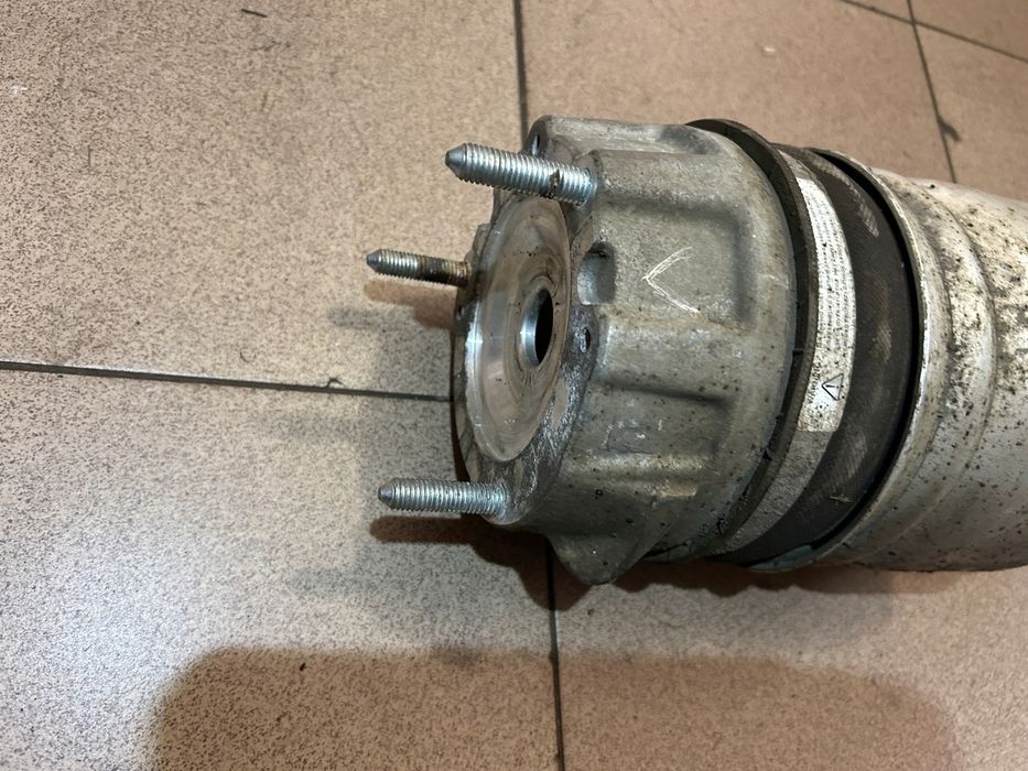 Poduszka Miech Amortyzatora Lewy przód VW Touareg II Porsche…