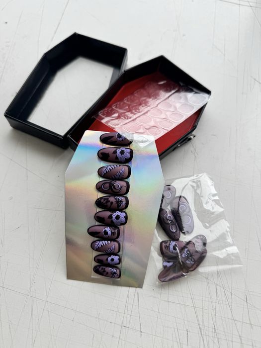 Conjunto de unhas postiças Flores 20 unidades