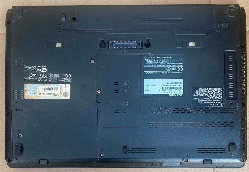 Ноутбук Toshiba Tecra A11 i3-330M RAM 4Gb HDD 320Gb Intel HD Graphics