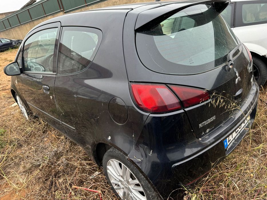Mitsubishi Colt Gasoleo de 2007 para peças