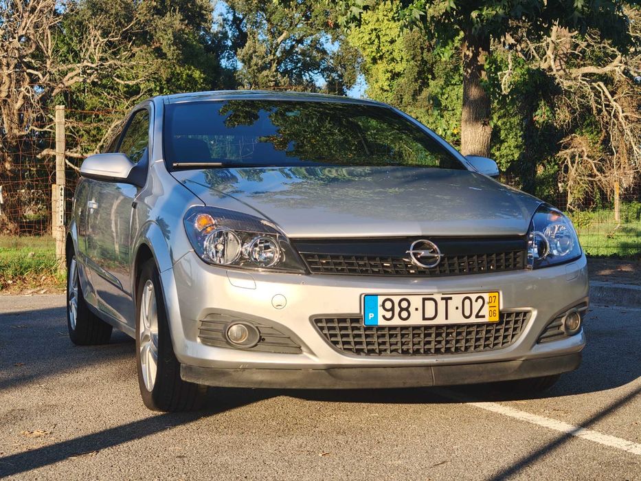 Opel Astra GTC 1.3 CDTI - IUC Antigo
