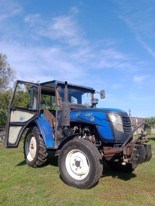 Продам трактор DW 244