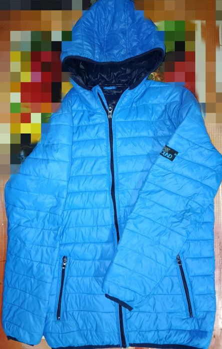 Продам Куртки б/в