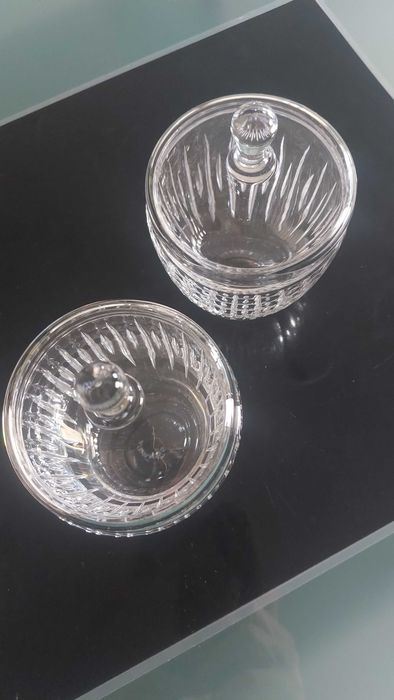 Conjunto de dois frascos pequenos da Cristal Atlantis