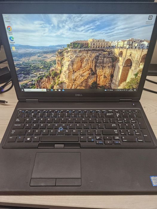 Dell Precision 3530 i7-8850H/16Gb/SSD 512Gb/Nvidia P600 4Gb/15.6" IPS