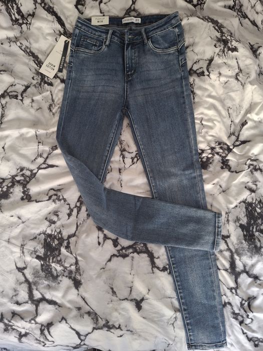 Spodnie jeansowe Push Up