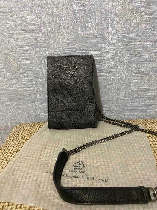 Жіноча сумочка GUESS