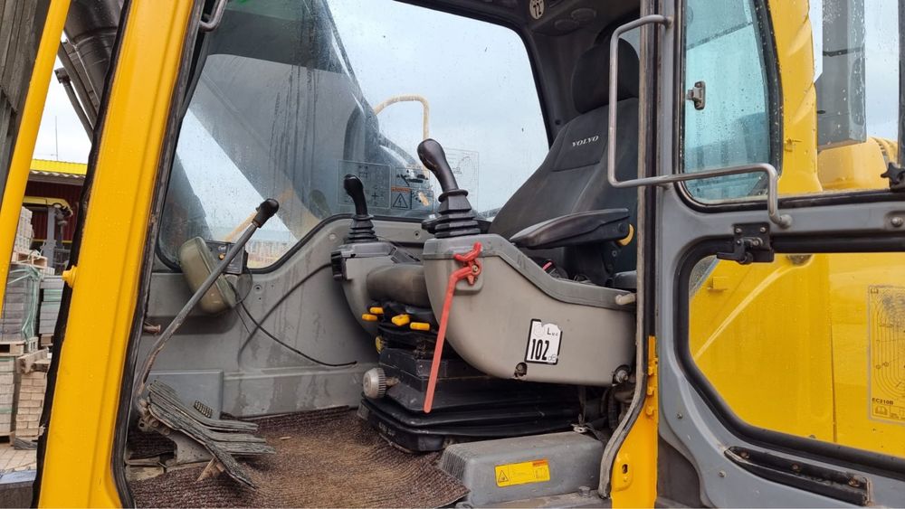 Экскаватор Volvo EC 210 BLc , 2005 г