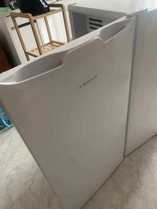 Frigororifico Mini Com Congelador Jocel JF-85