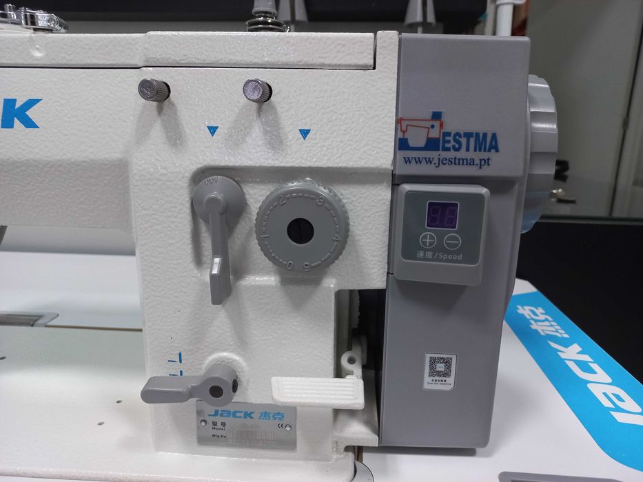 Maquina de costura ziguezague JACK 20U