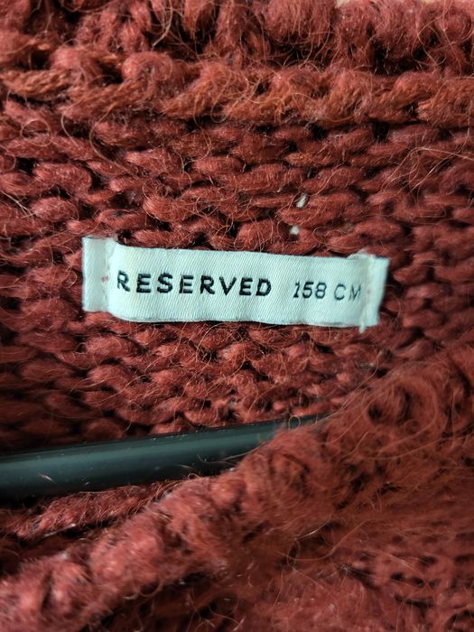 Sweterek Reserved