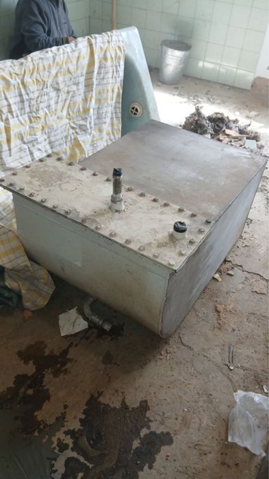 Титановий бак для нагрівання води