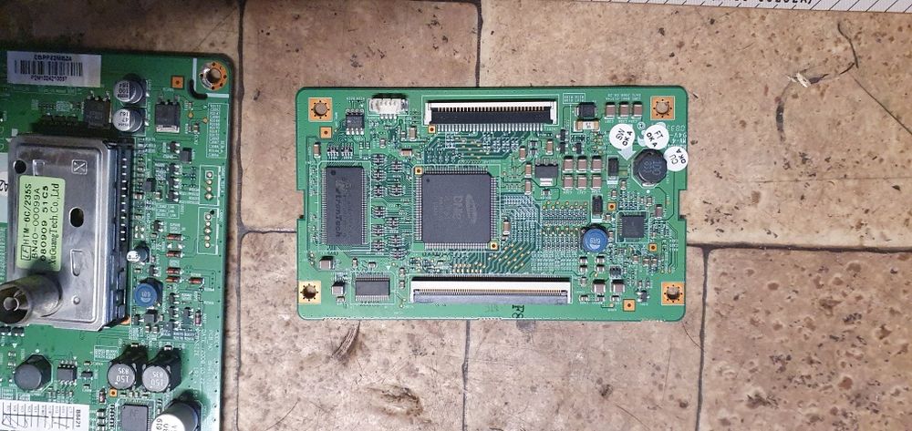 Płyta główna zasilająca t-con telewizora Samsung