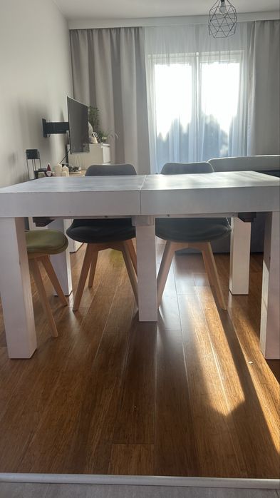 Stół fornirowany rozkładany