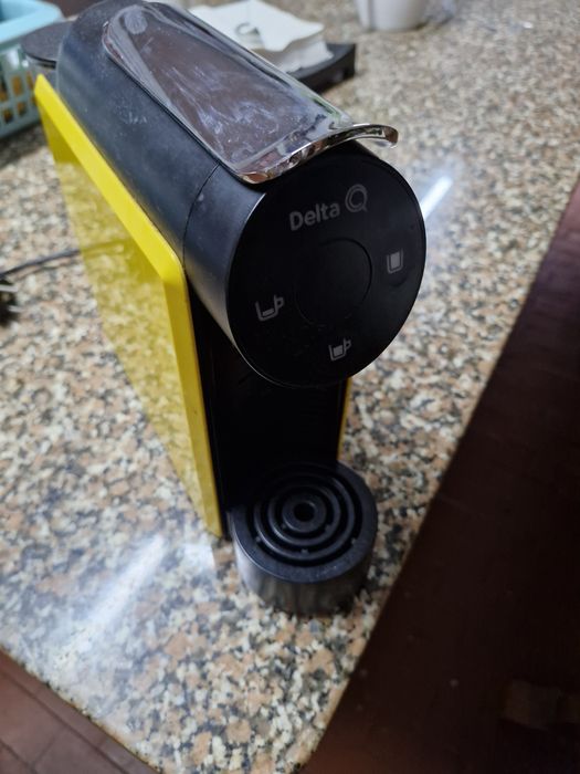 Máquina café Delta Q