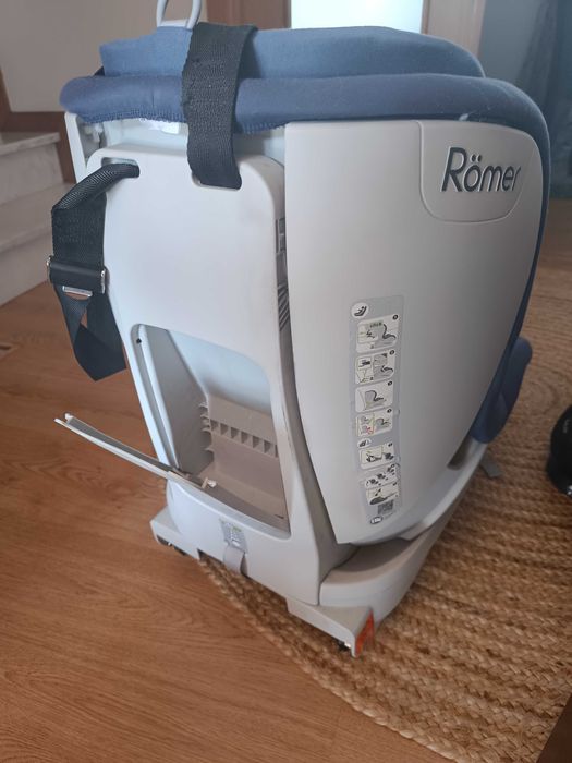 Cadeira Auto Britax Romer Grupo I 9-18Kg com Isofix